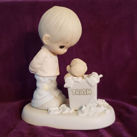 Vintage Precious Moments "You Cannot Chuck a Good Friendship" #PM882 - Picture 1 of 8